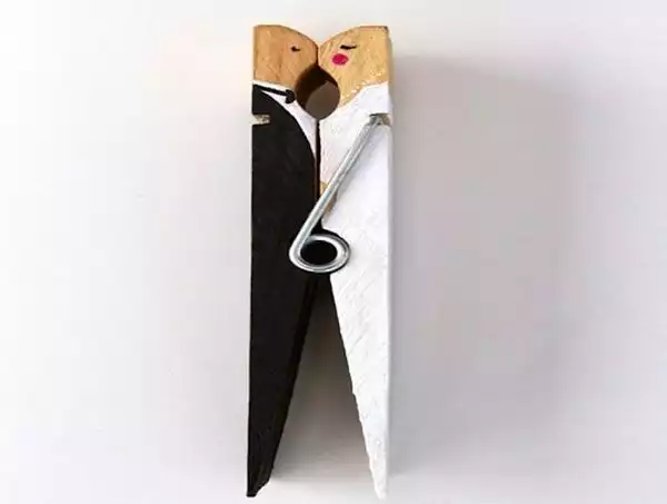 DIY clothespin bride and groom