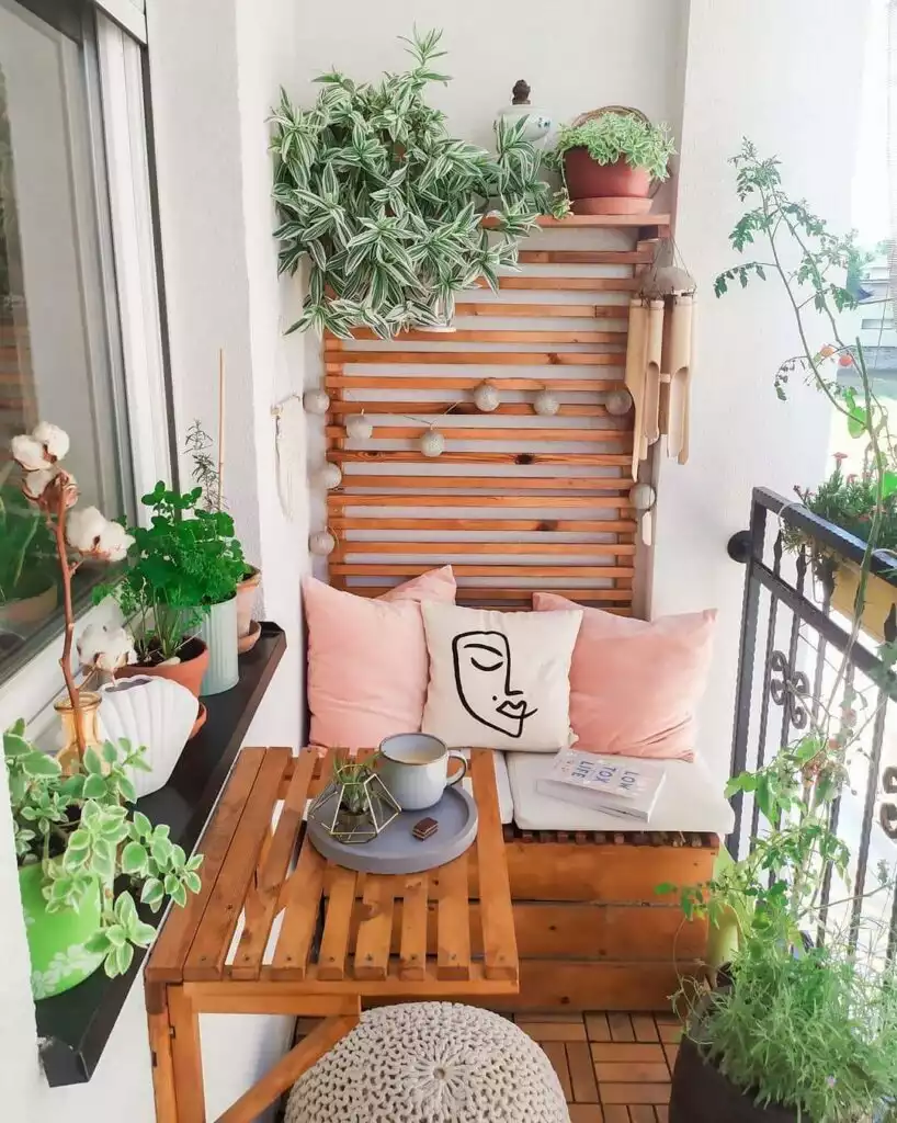 Decor for balcony 818x1024