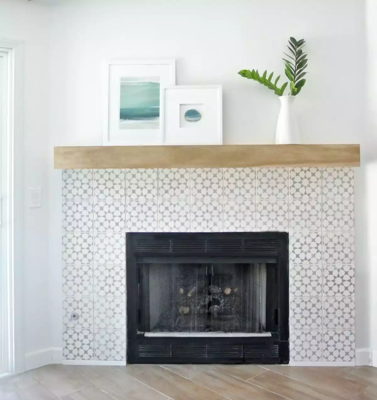 minimal and chic fireplace mantel shelf
