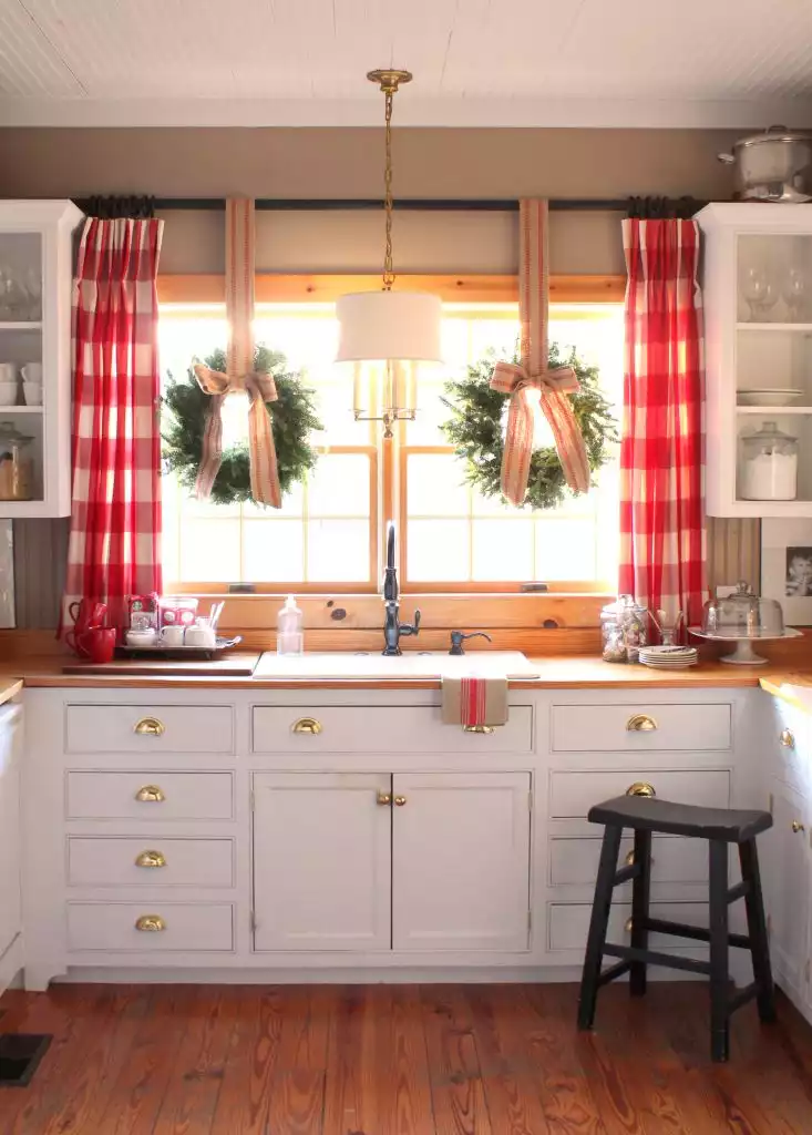 Farmhouse kitchen window treatments