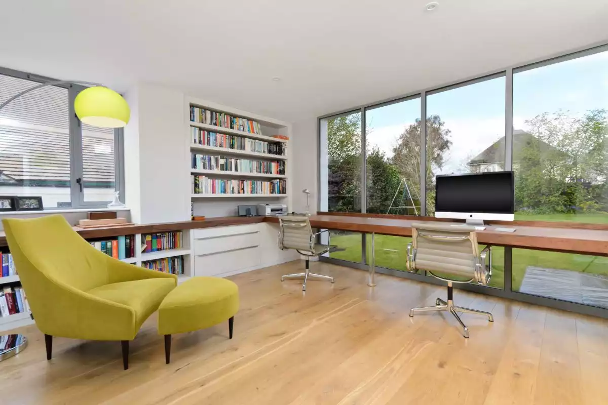 Floor to ceiling windows in the office 2
