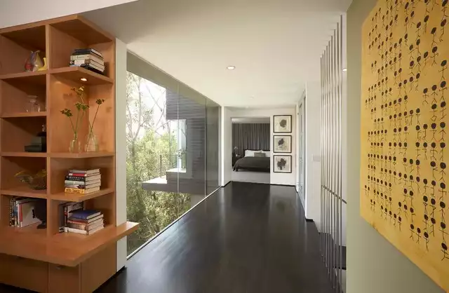 Floor to ceiling windows in your hallway 2