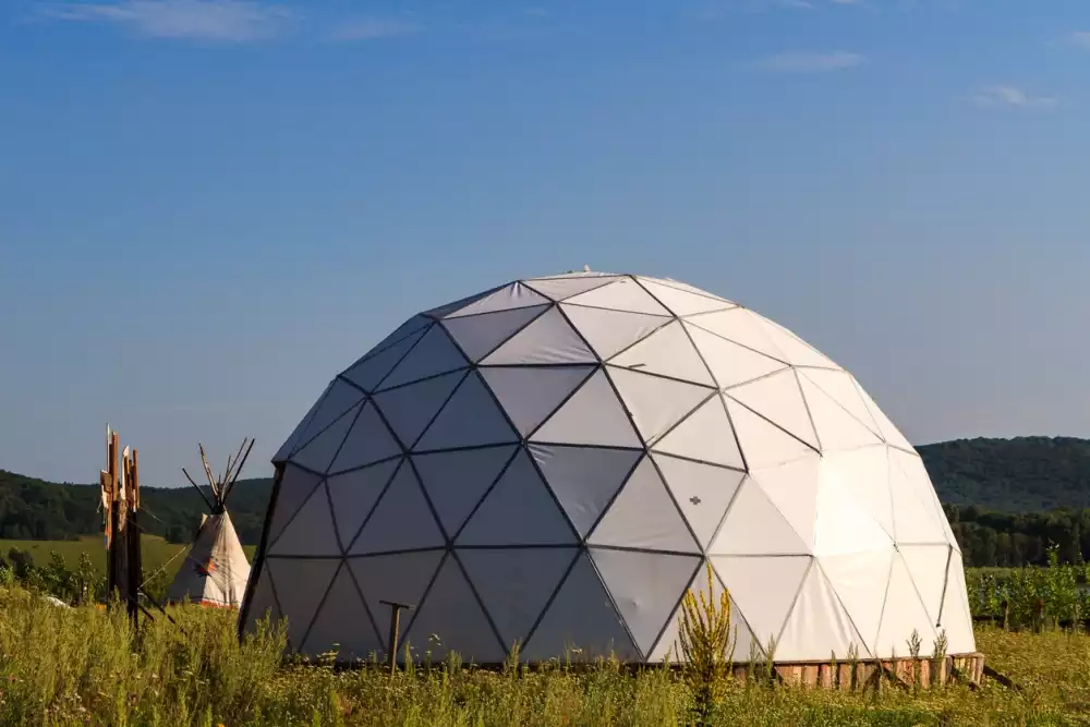 Geodesic domes