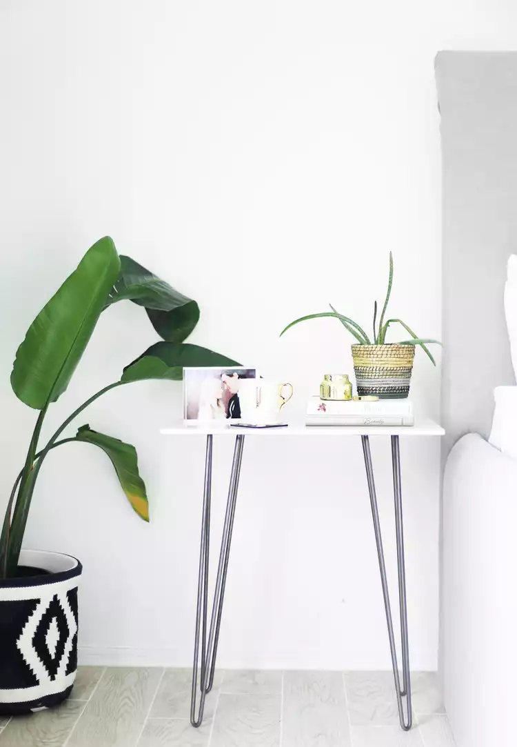 Hairpin legs and marble top coffee table