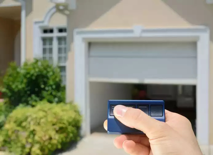 How to Choose A Garage Door Opener