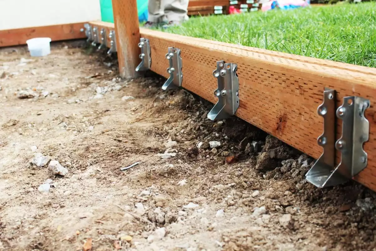 How to Install Deck Joists 13