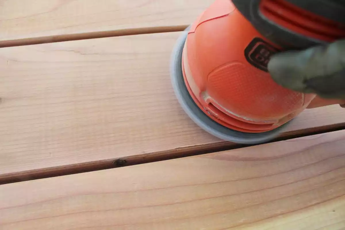 How to Stain and Seal a Redwood Deck So It Lasts Forever 10