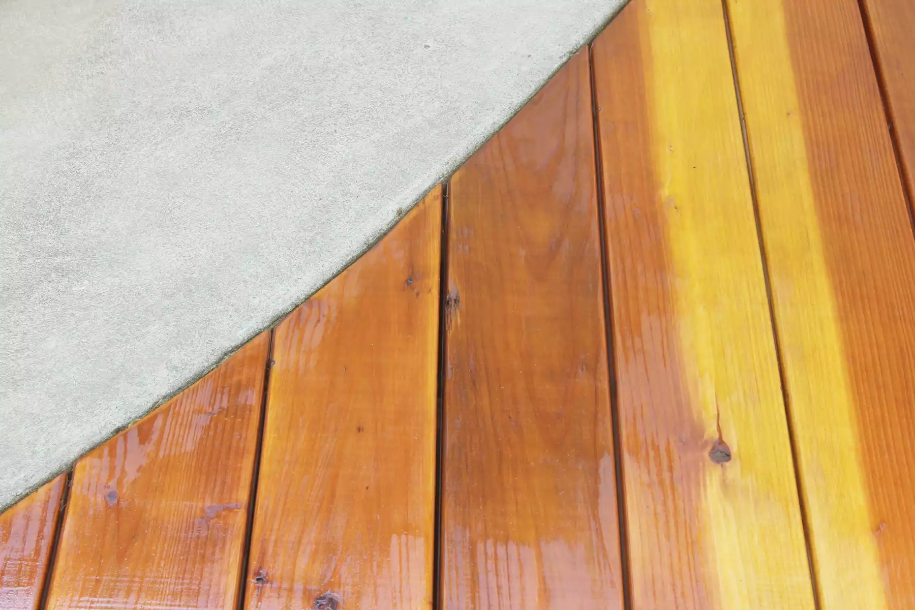 How to Stain and Seal a Redwood Deck So It Lasts Forever 24
