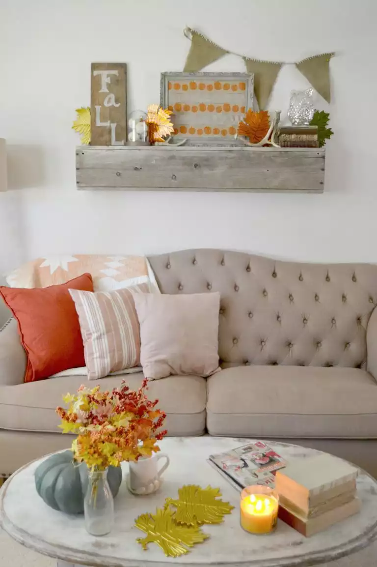 Fall Knick-Knack Mantel Display