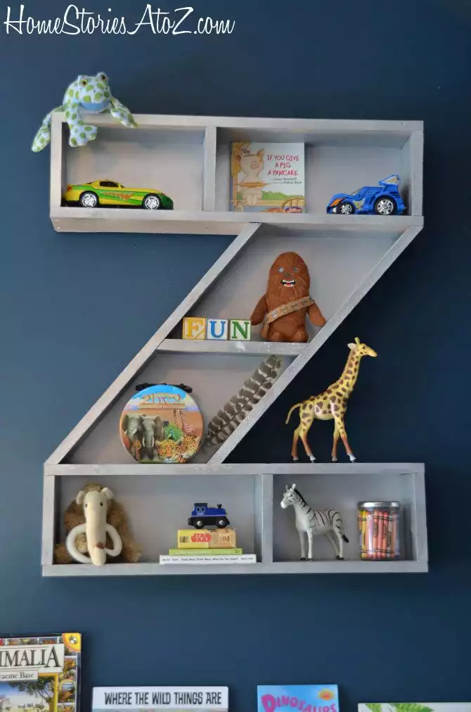 Letter wall hanging toys storage