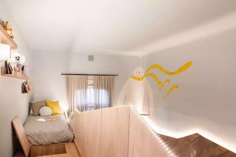 Loft kind bed by Ludmila Drudi and Carla Barconte