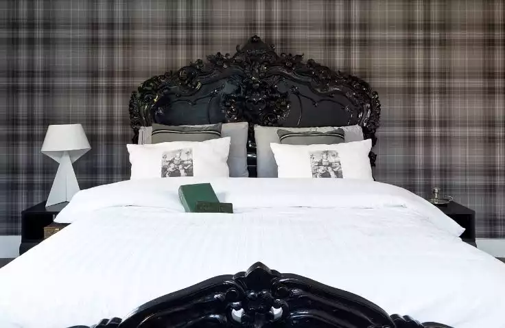 Luxury ghotic bedroom furniture in black