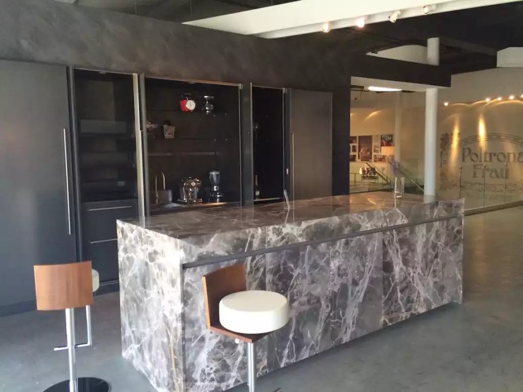 Marble veneer kitchen 1024x768