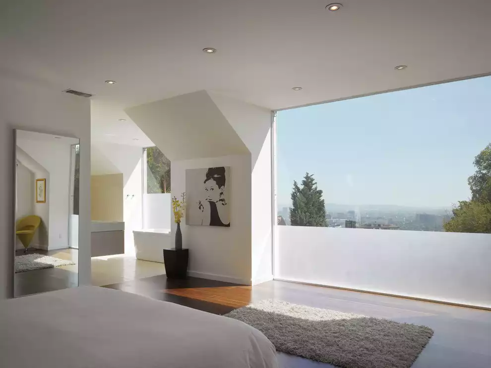 Minimal Master Bedroom