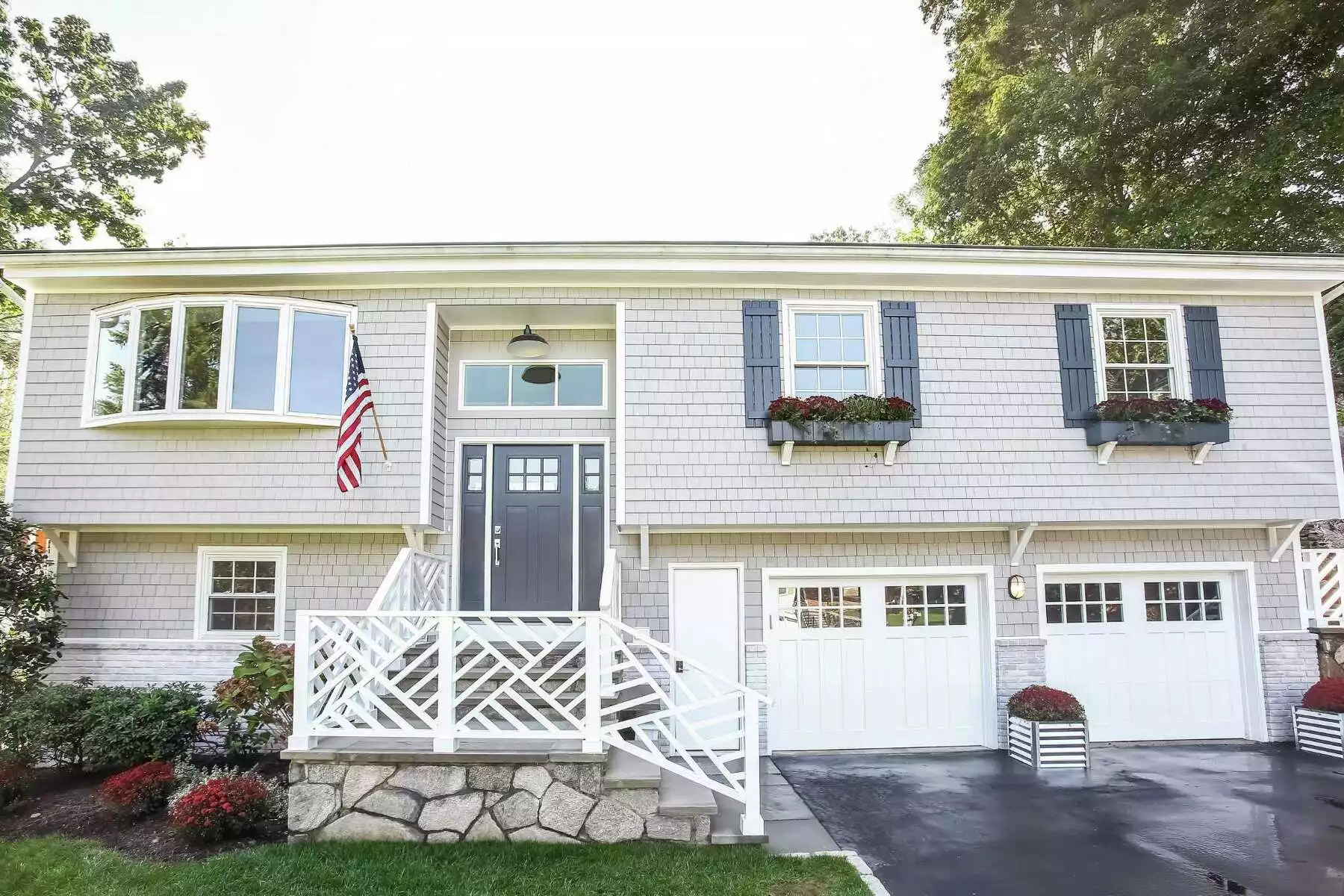 Modern Cottage Raised Ranch