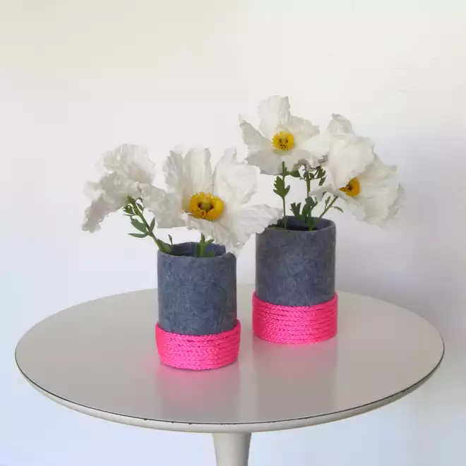 Neon and felt vase diy