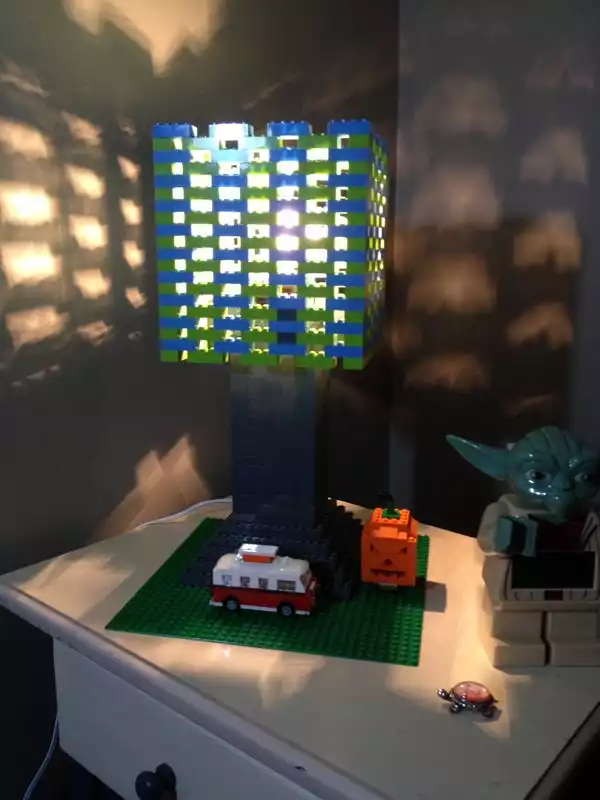 Night stand lego lamp