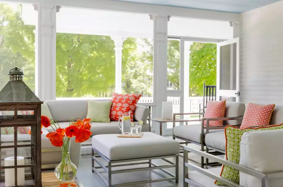 Open space sunroom design