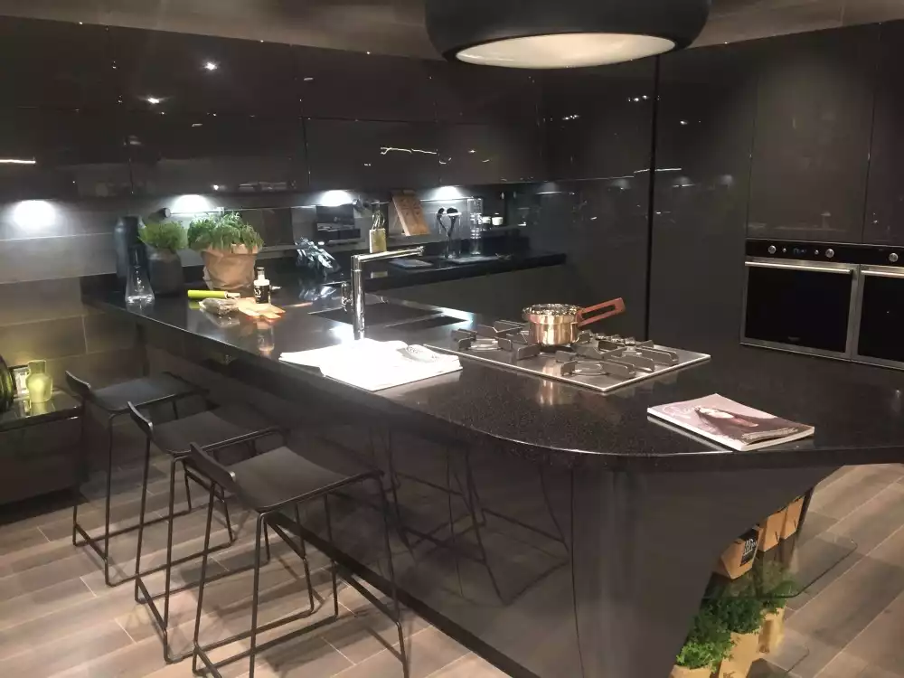 Scavolini kitchen design for large homes