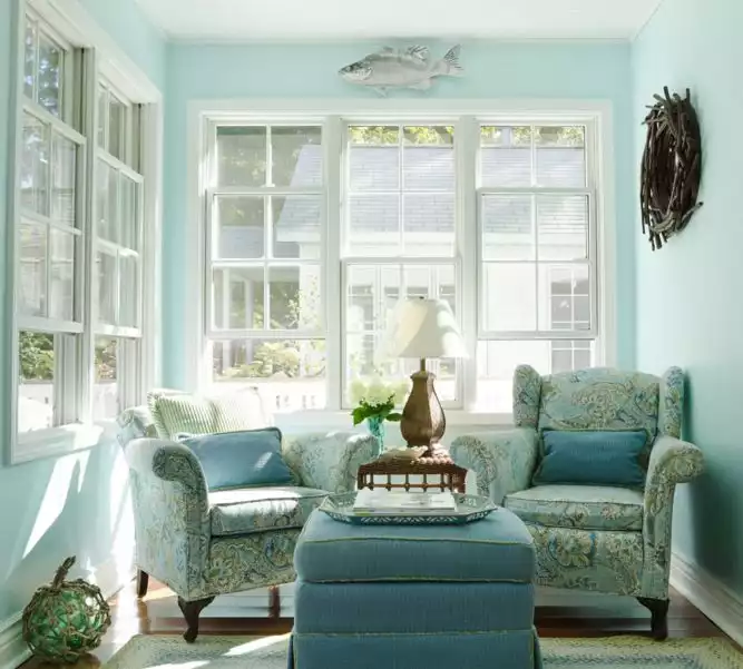 Small aqua turquoise sun room