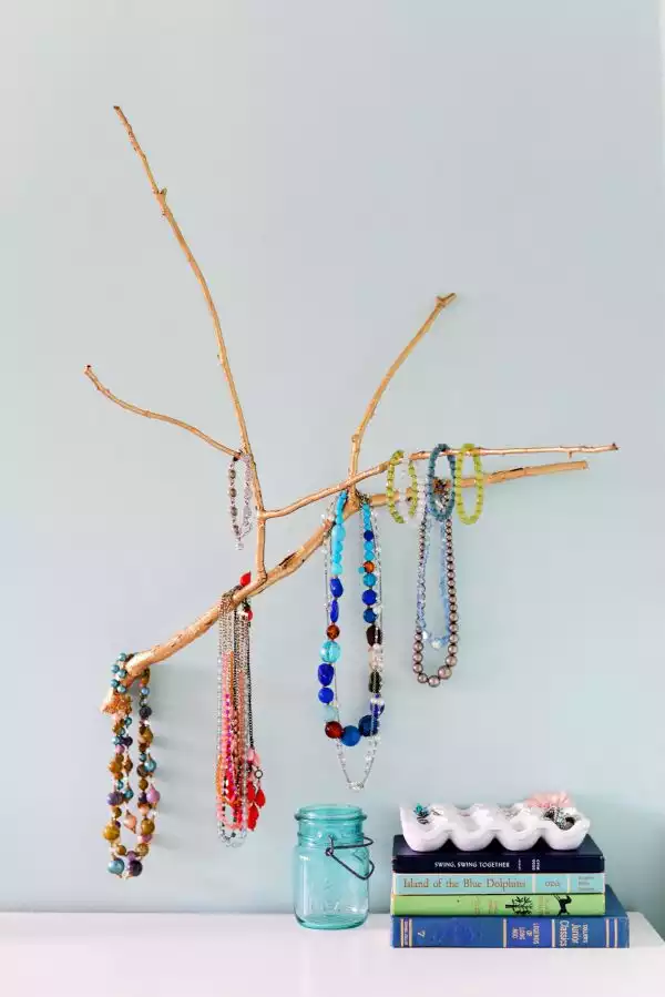 Spray-painted branch organizer