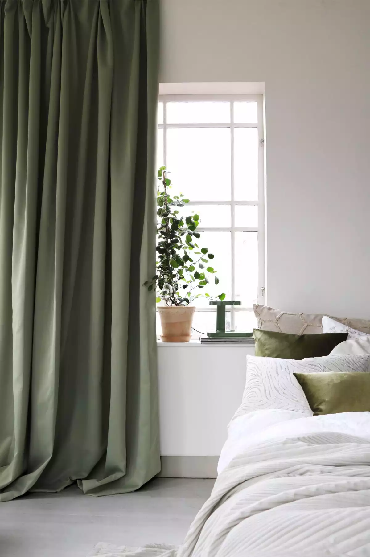 Standard Lengths for Panel Curtains and Drapes