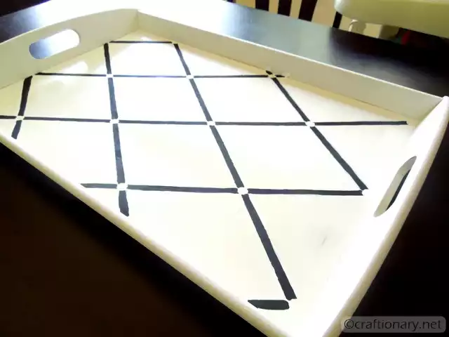 Stencil tray