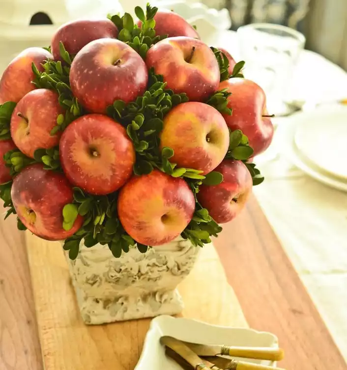 A Topiary Bouquet of Apples