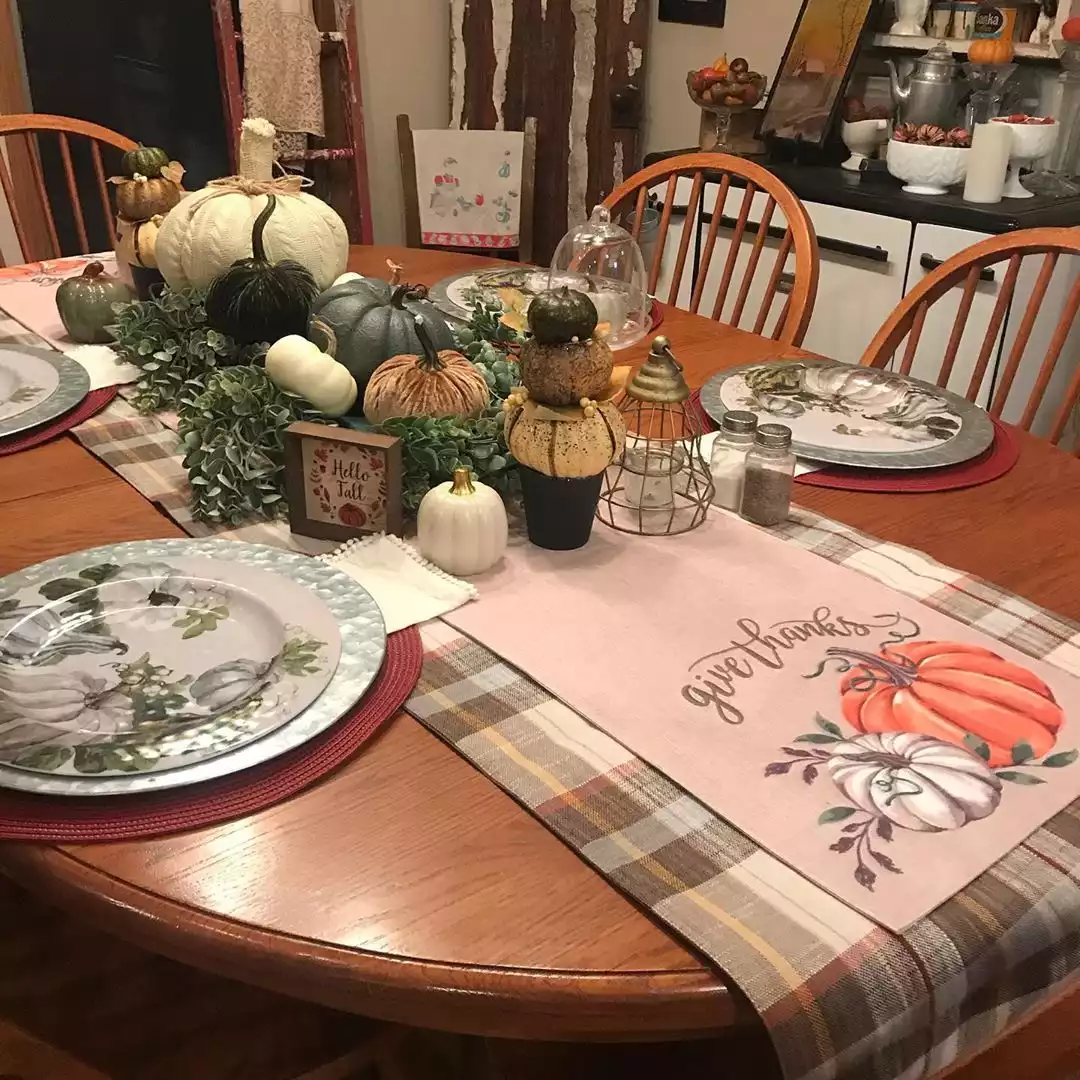 Rustic Pumpkin Display