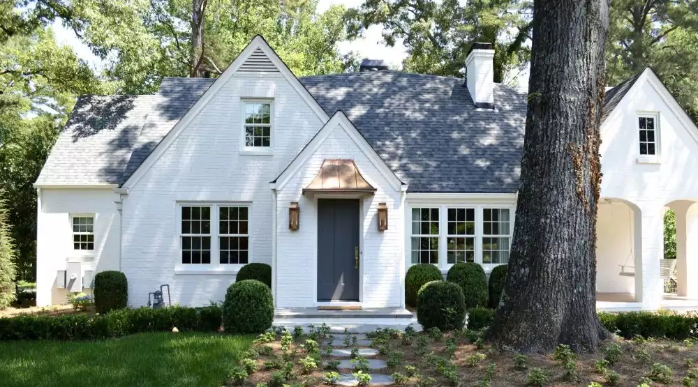 White Brick Walls Help To Accentuate The Little Details