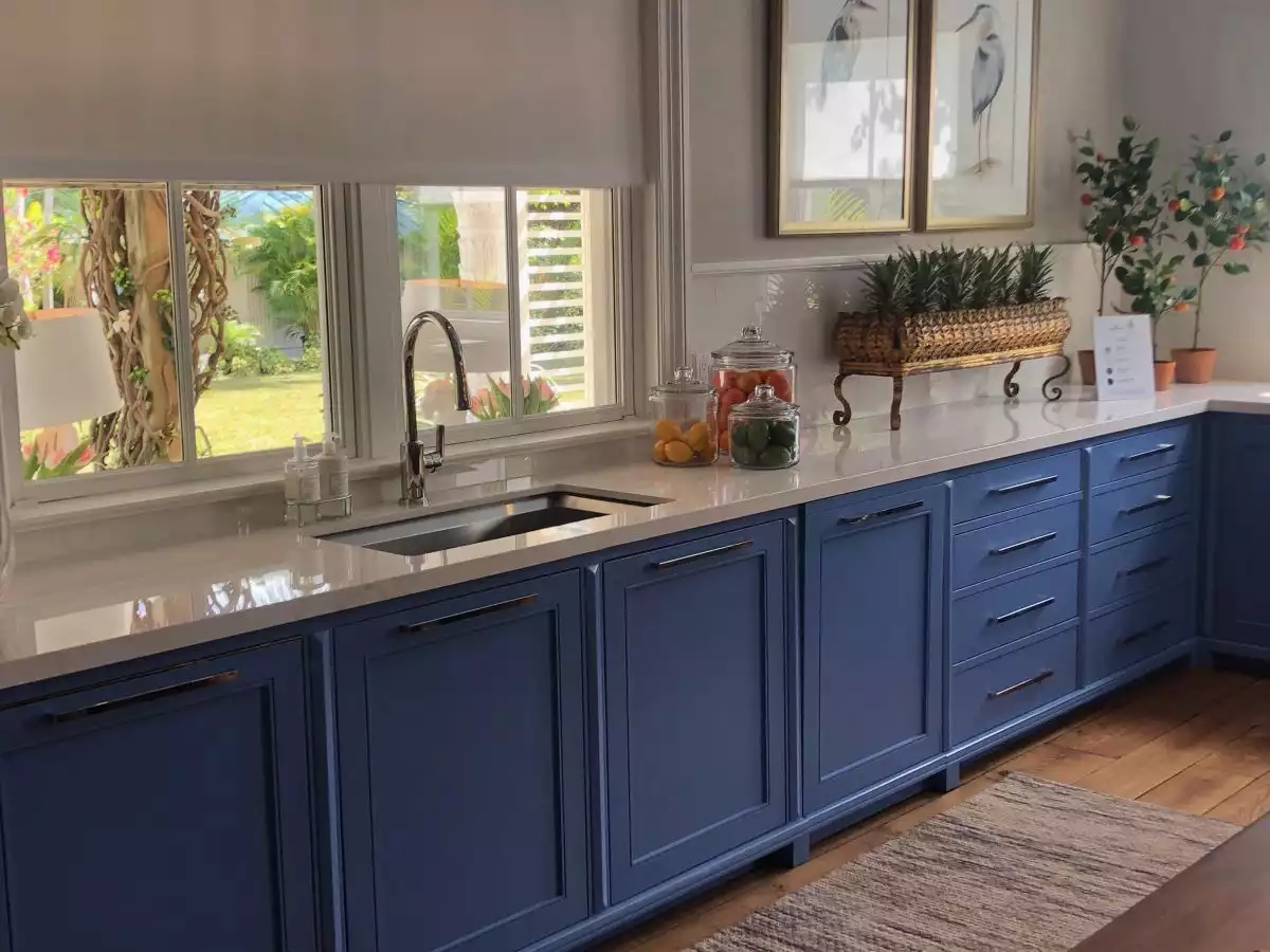 Traditional blue kitchen cabinets