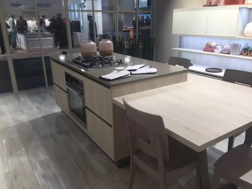 Traditional kitchen island with stove and tabel extension