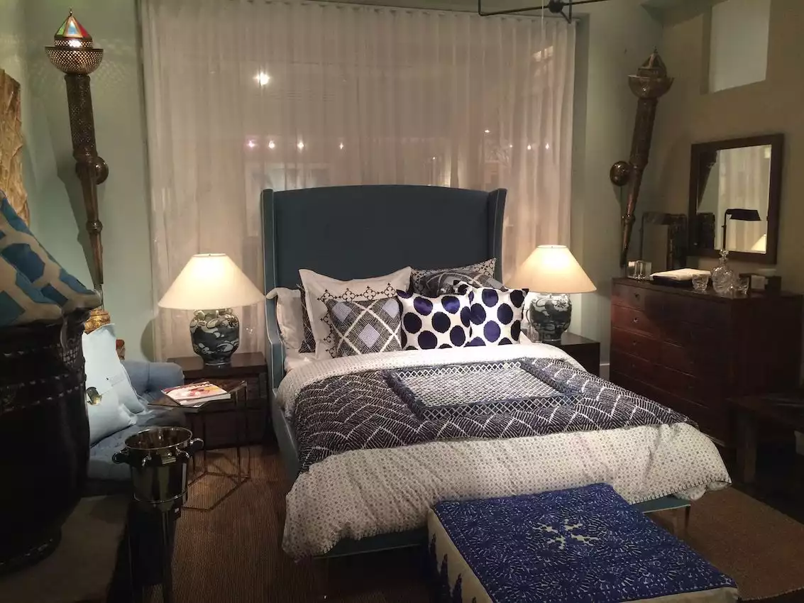 Traditional Bedroom decor