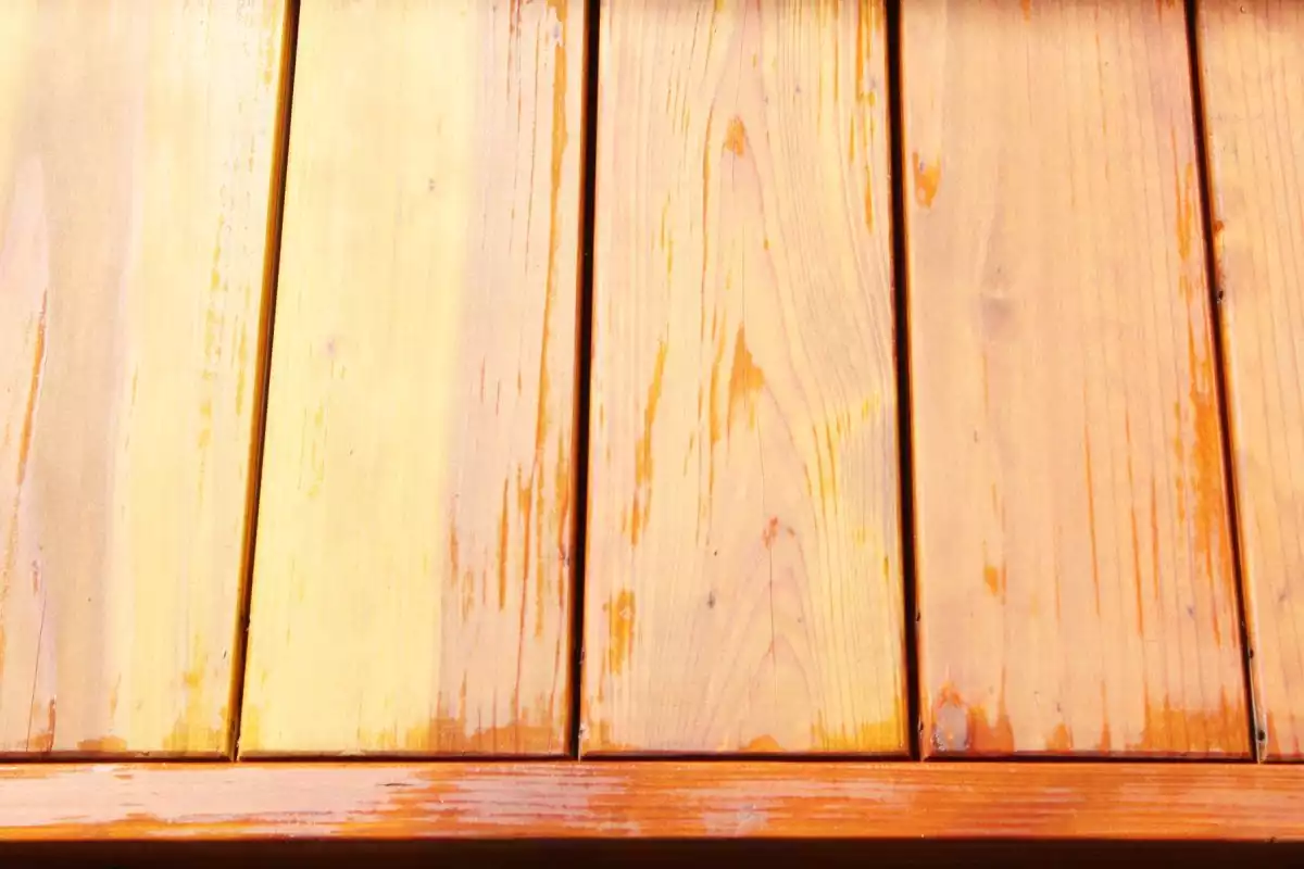 How to Stain and Seal a Redwood Deck So It Lasts Forever 22