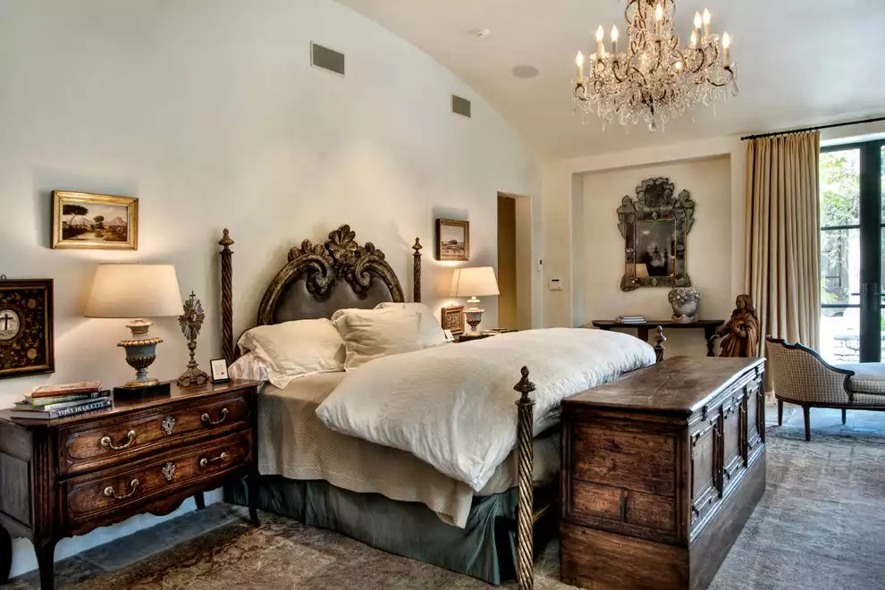 Vintage and Antique Pieces