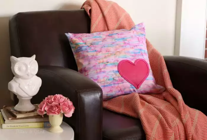 Show Your Love With A Heart Pillow – 7 DIY Projects