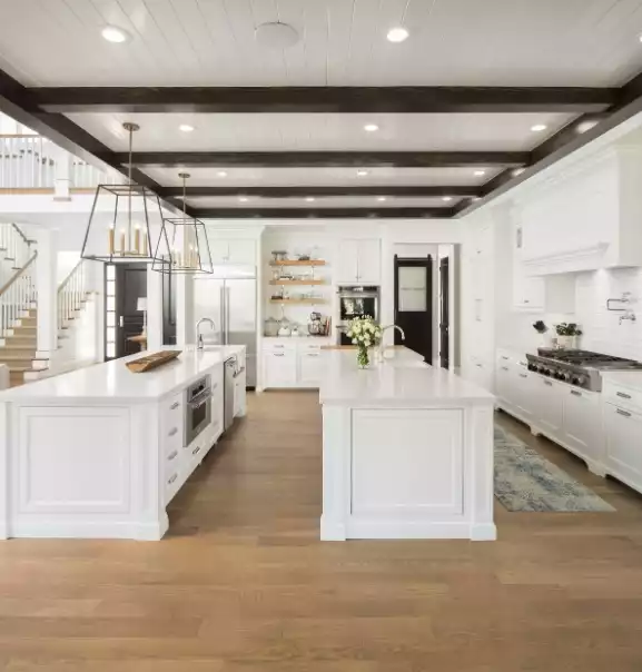 White farmhouse kitchen decor