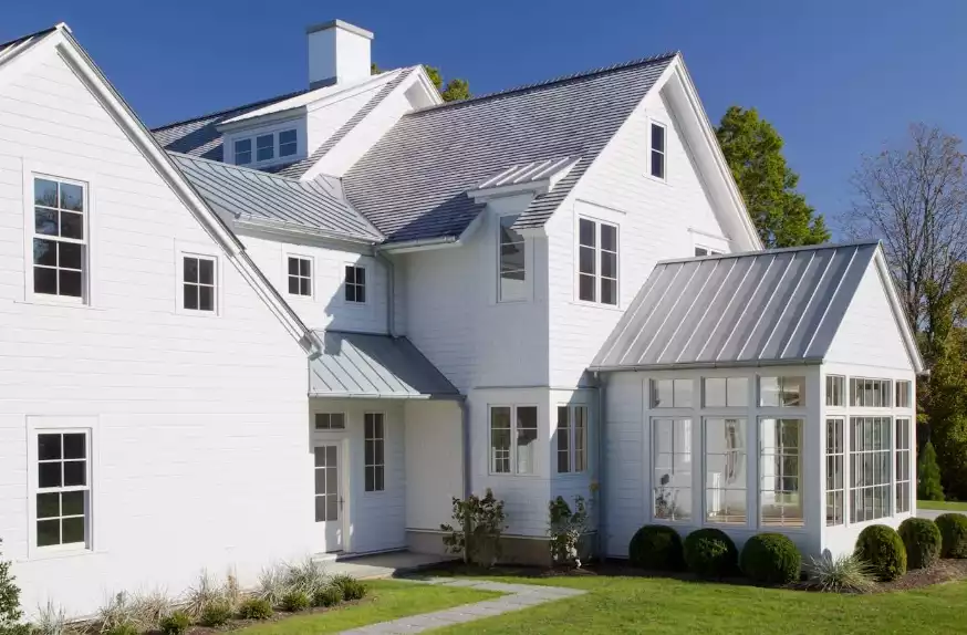 White house exterior paint