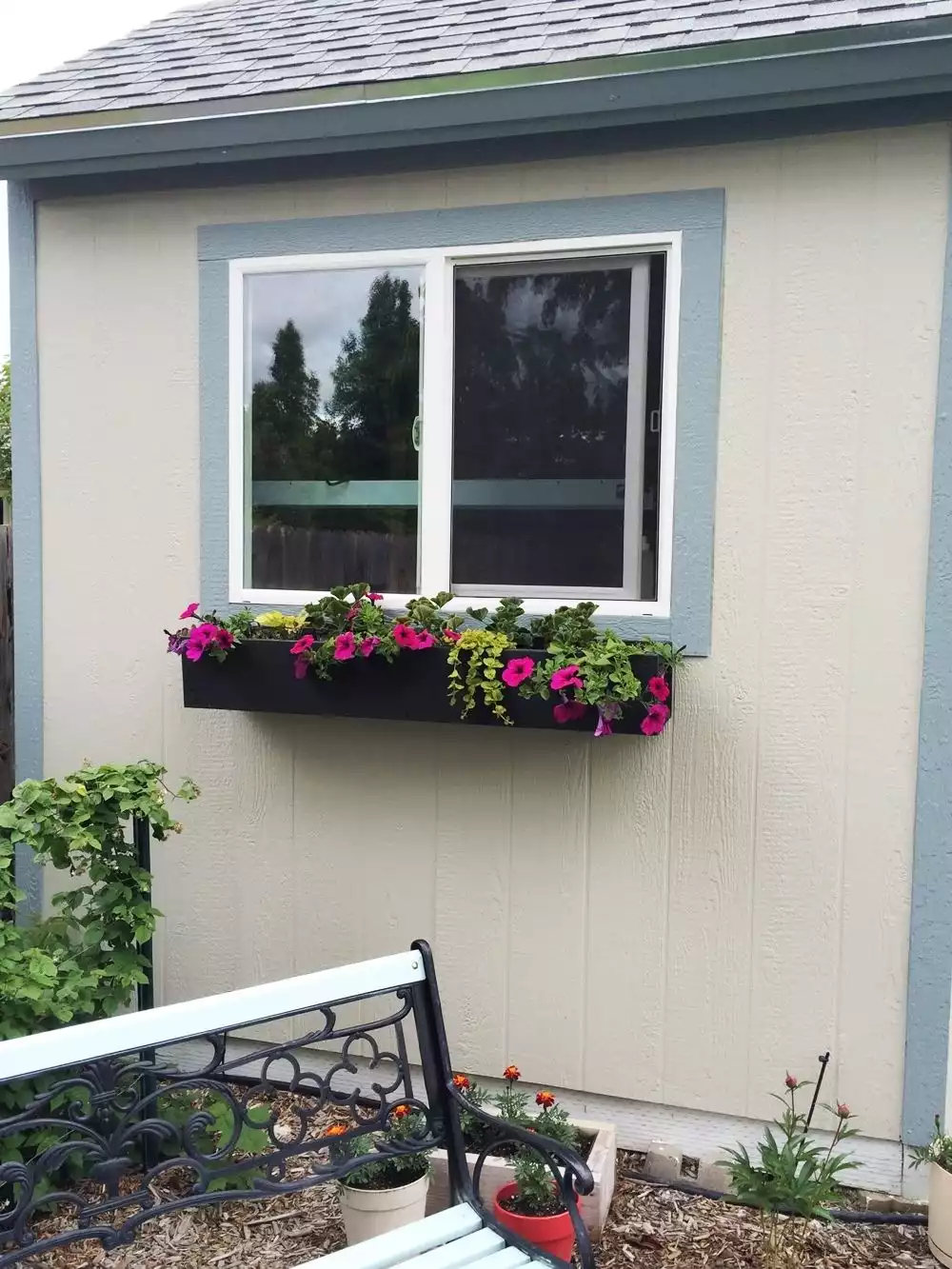 10 Charming Ways To Add Window Box Planters To Your House