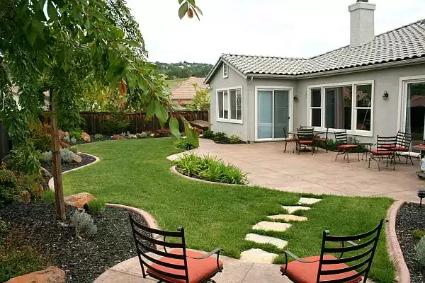 Useful Tips To Create A Paradise In Your Backyard