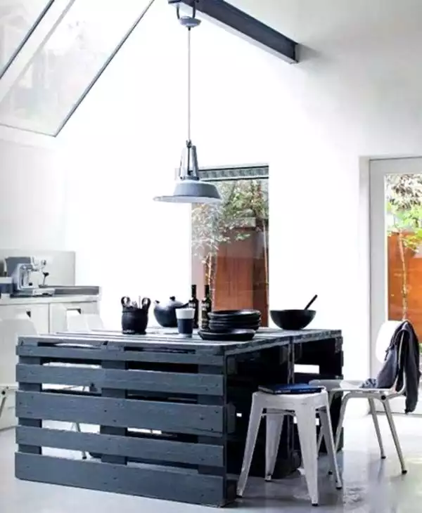 Black painted pallets kitchen island