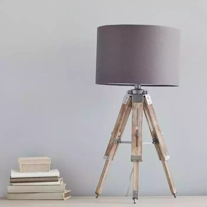 desk lamp with legs