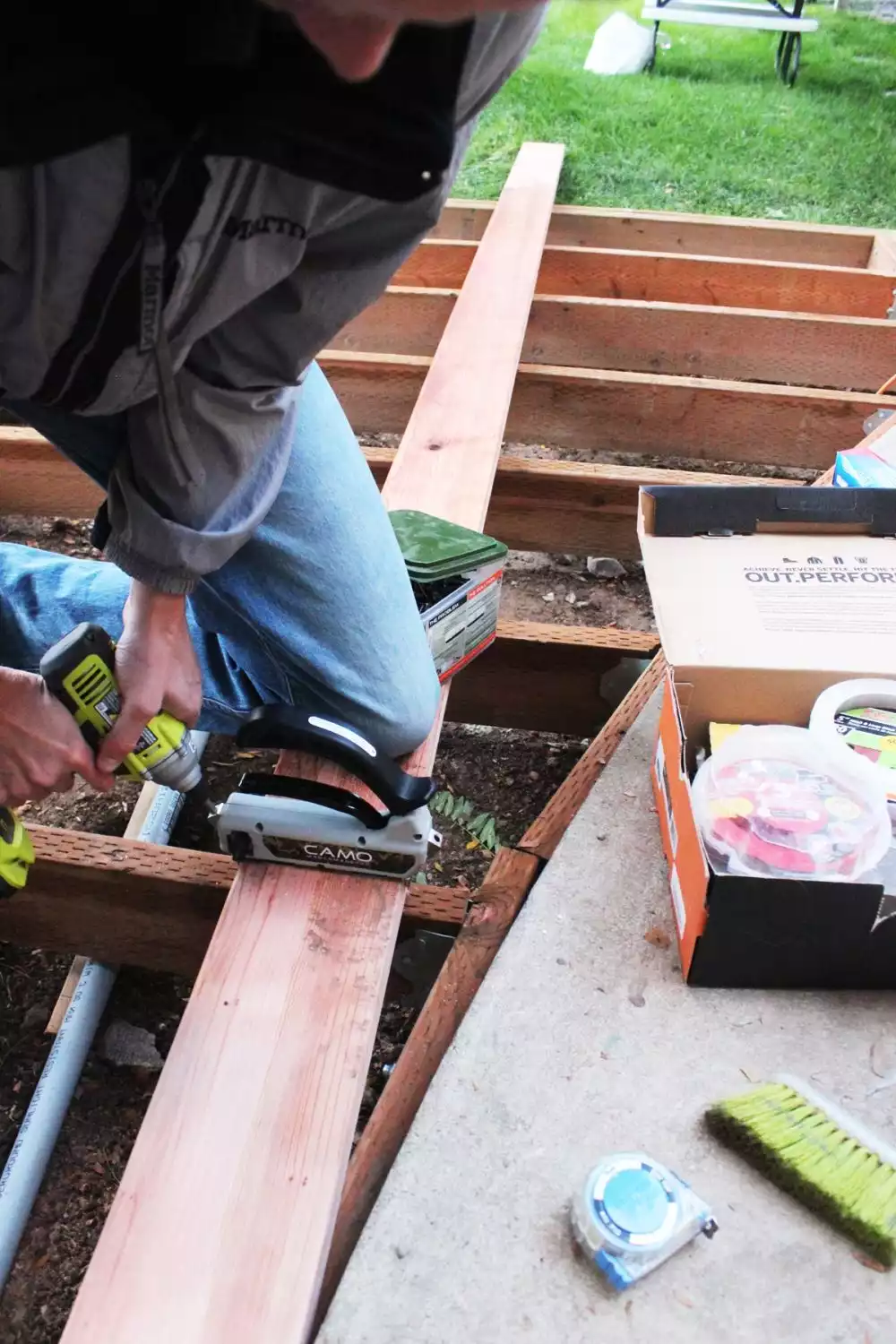 How to Install a Curved Deck Floor 24
