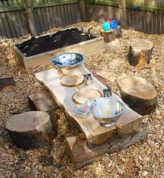 garden wood furniture