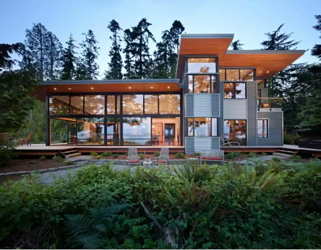 Modern house with glass walls 1024x796