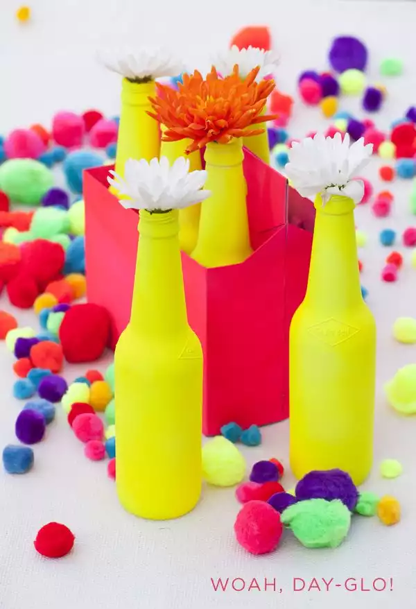 10 DIY Vases That Give Flowers A Cozy And Fun Home