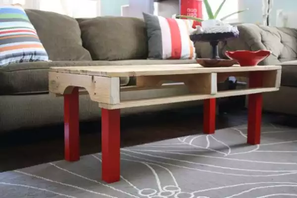 Pallet coffee table