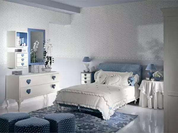 Room for teens girl blue elegant picture