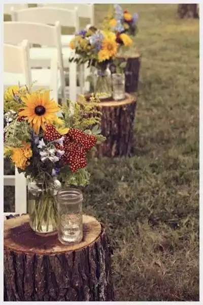 rustic wedding decor