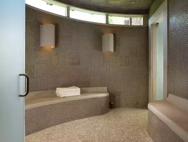 Spa feeling bathroom shower